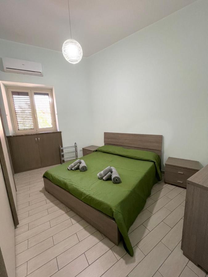 Enza'S Home 陶尔米纳 外观 照片